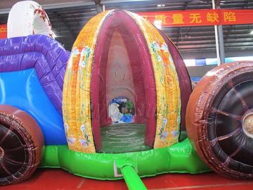中国 美しい商業膨脹可能な水スライド、キャリッジ様式の爆発水スライド 工場